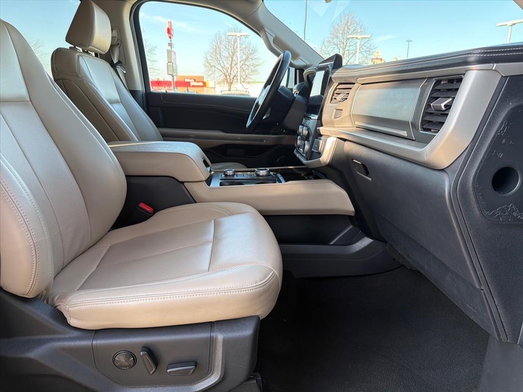 Ford Expedition MAX XLT 4WD 2024