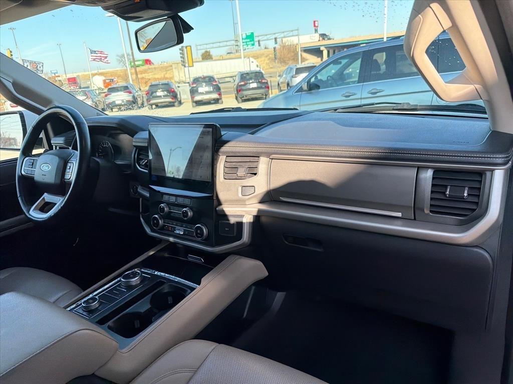 Ford Expedition MAX XLT 4WD 2024