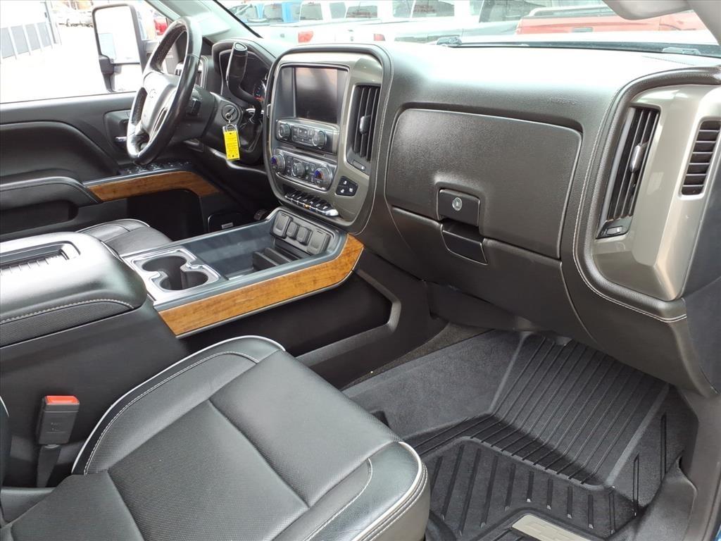 Chevrolet Silverado 2500HD LT Crew Cab 4WD 2018