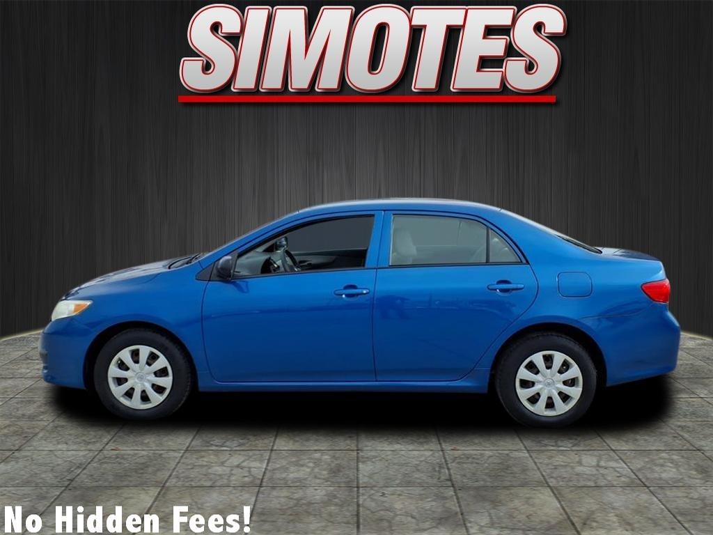 Toyota Corolla Base 4-Speed AT 2009