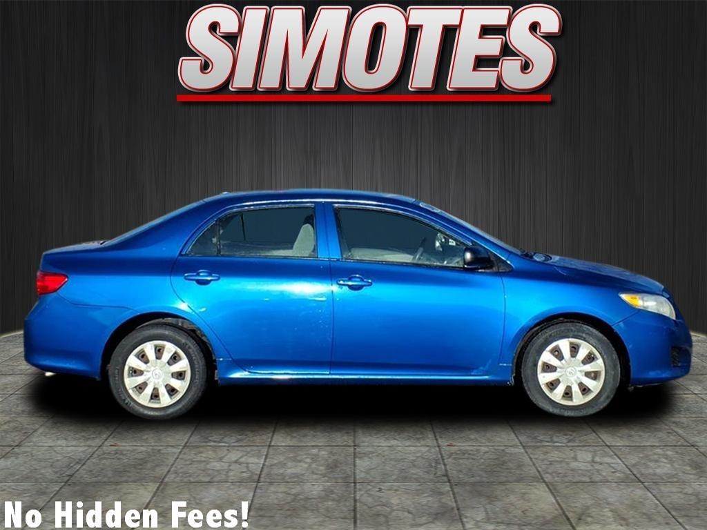 Toyota Corolla Base 4-Speed AT 2009