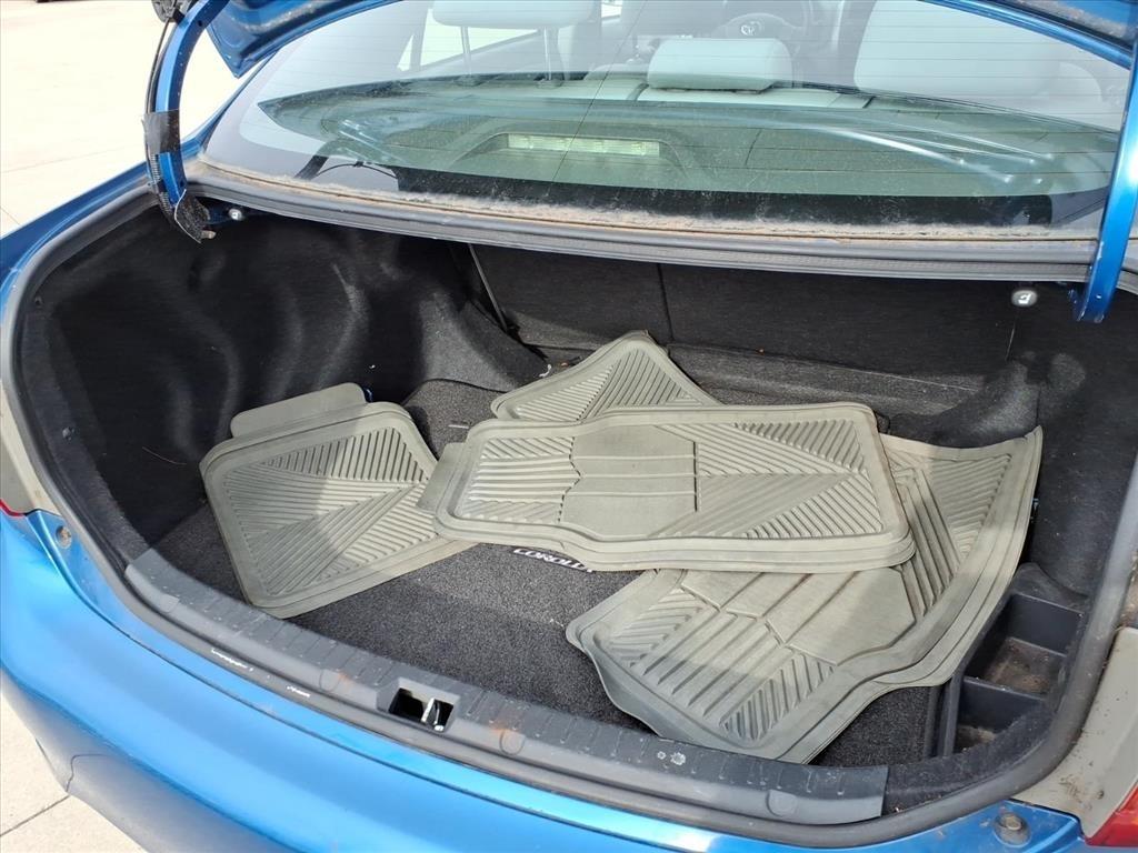 Toyota Corolla Base 4-Speed AT 2009