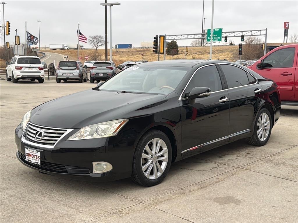 Lexus ES 350 Sedan 2012
