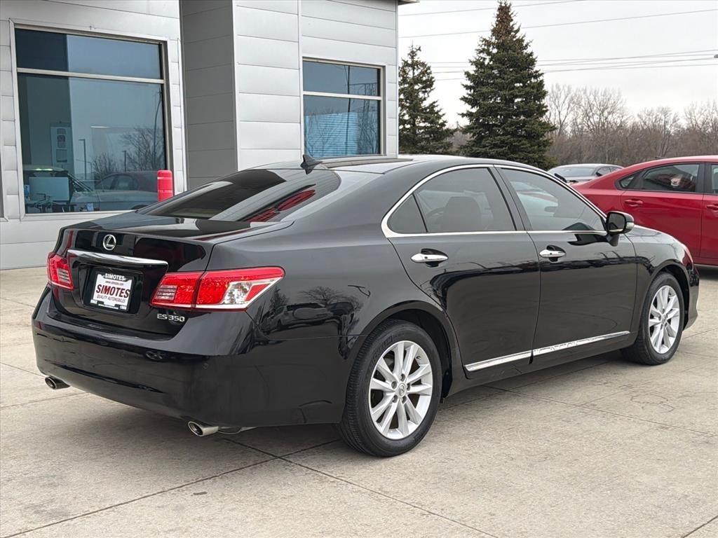 Lexus ES 350 Sedan 2012