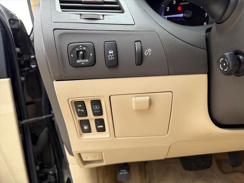 Lexus ES 350 Sedan 2012