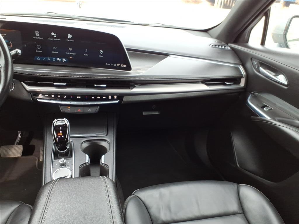 Cadillac XT4 Premium Luxury AWD 2024