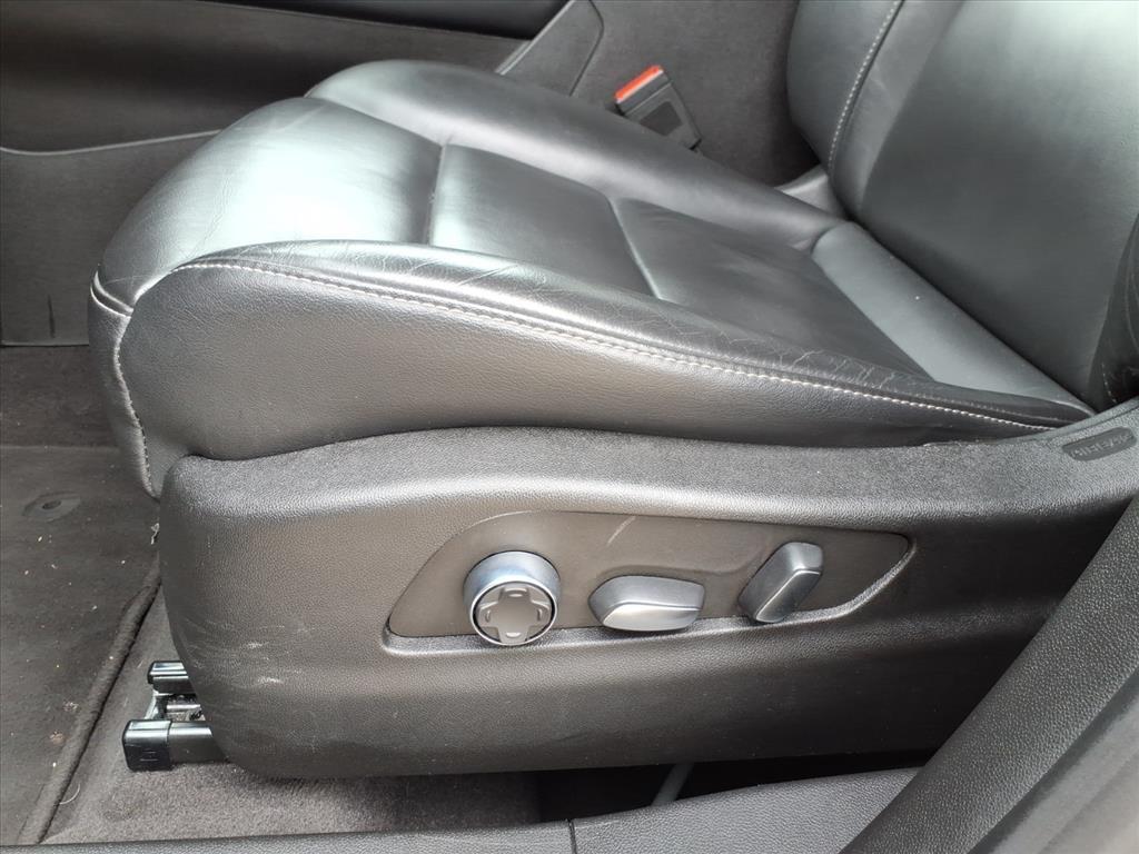 Cadillac XT4 Premium Luxury AWD 2024