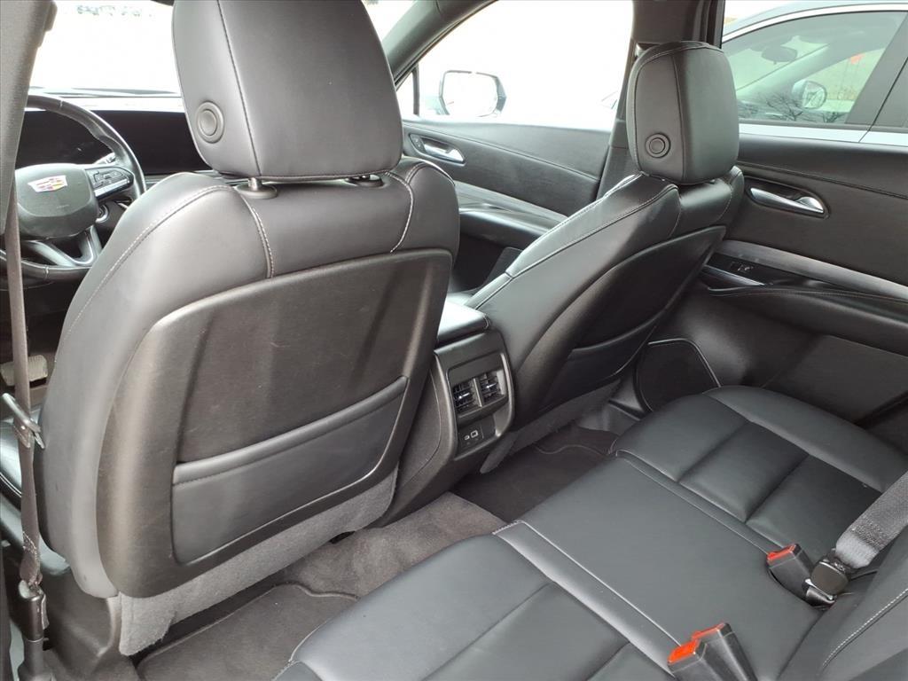 Cadillac XT4 Premium Luxury AWD 2024