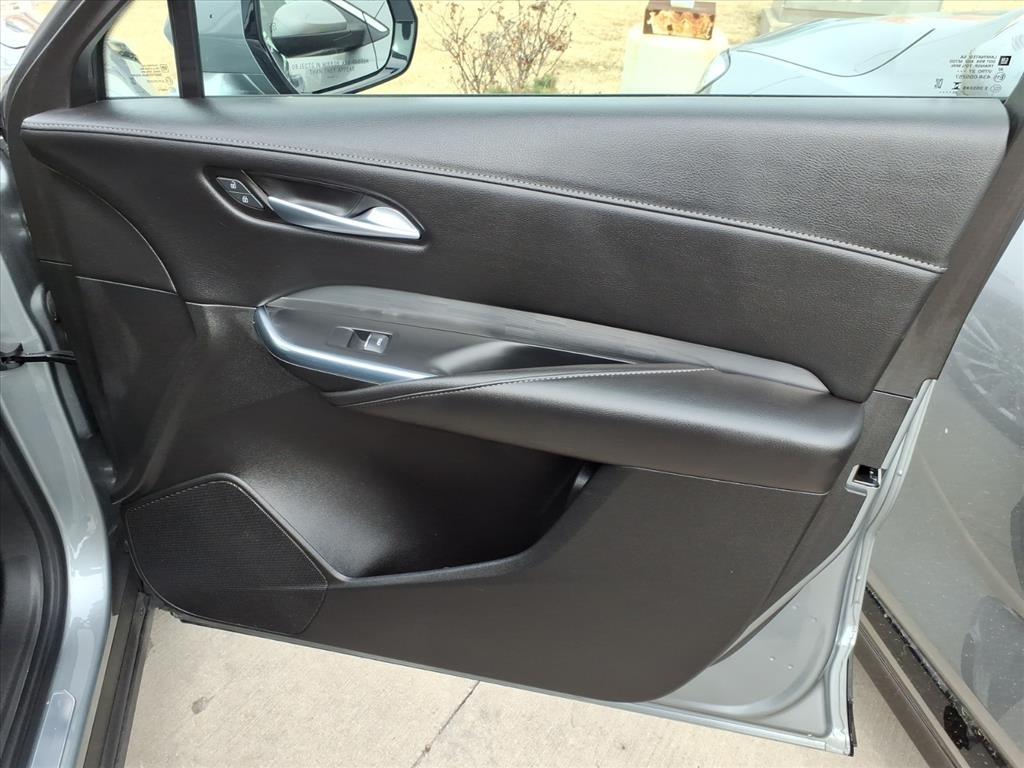 Cadillac XT4 Premium Luxury AWD 2024