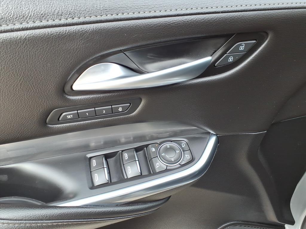 Cadillac XT4 Premium Luxury AWD 2024