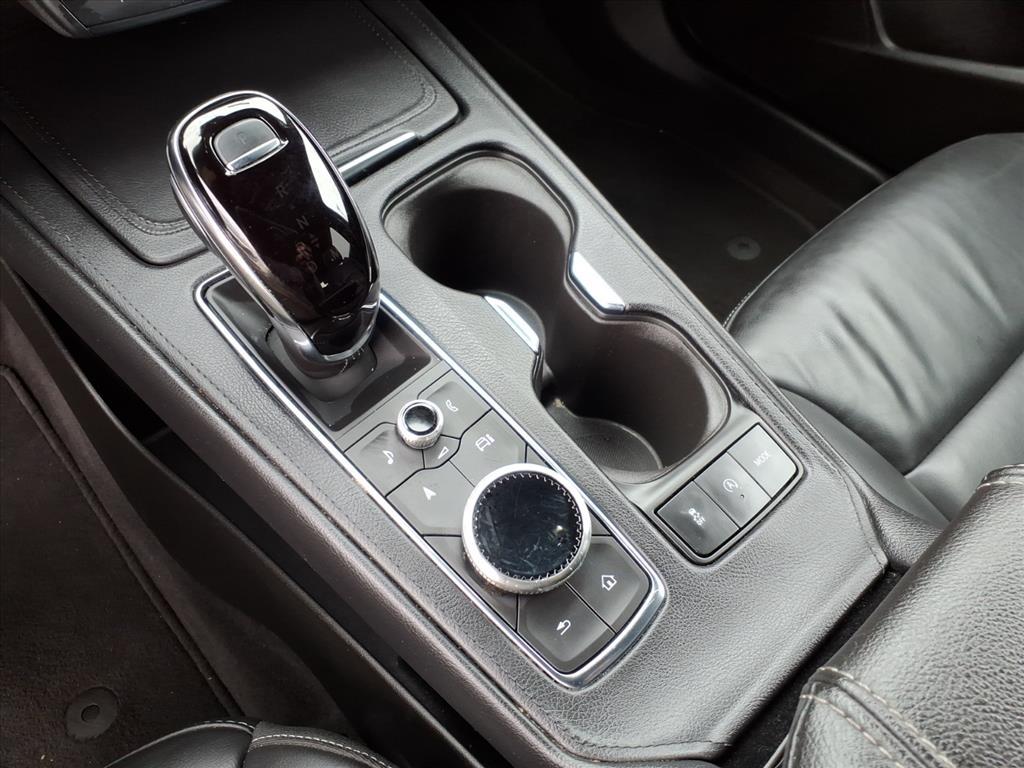 Cadillac XT4 Premium Luxury AWD 2024