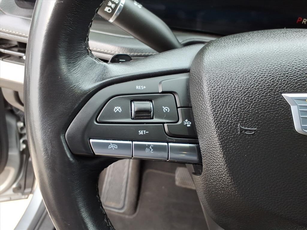 Cadillac XT4 Premium Luxury AWD 2024