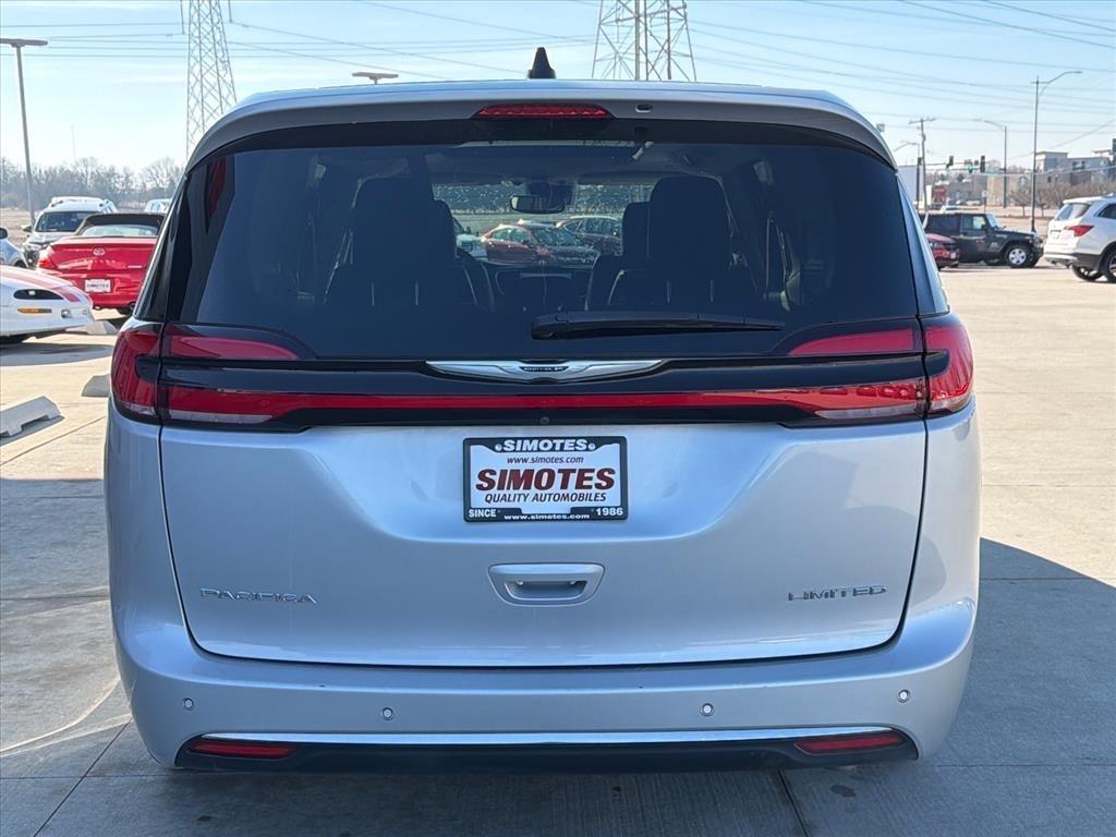 Chrysler Pacifica Limited 2024