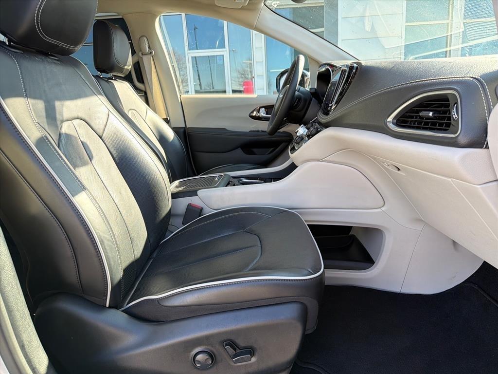 Chrysler Pacifica Limited 2024