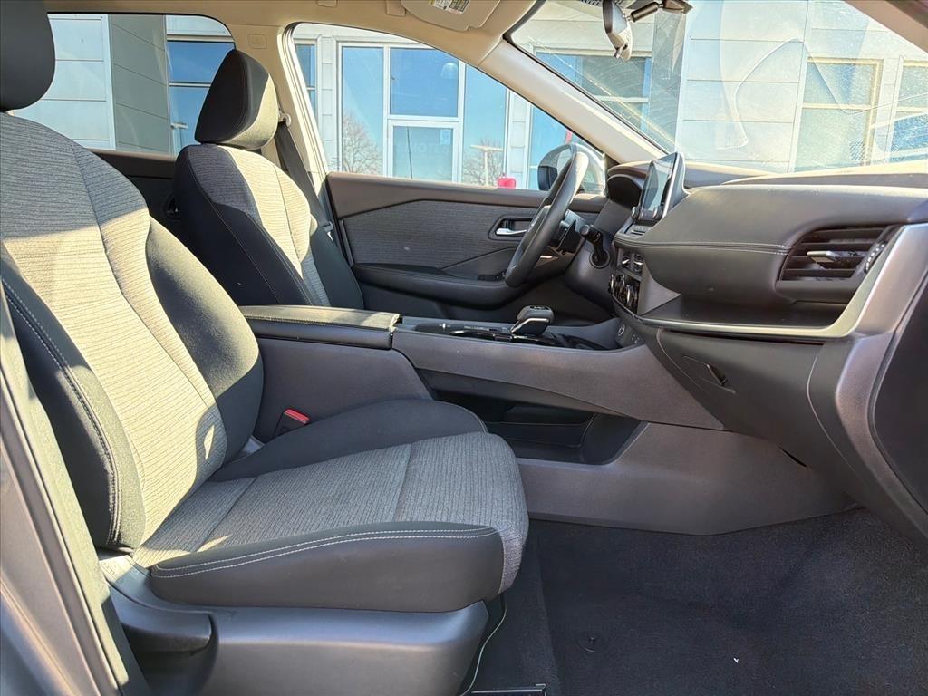 Nissan Rogue SV 2023