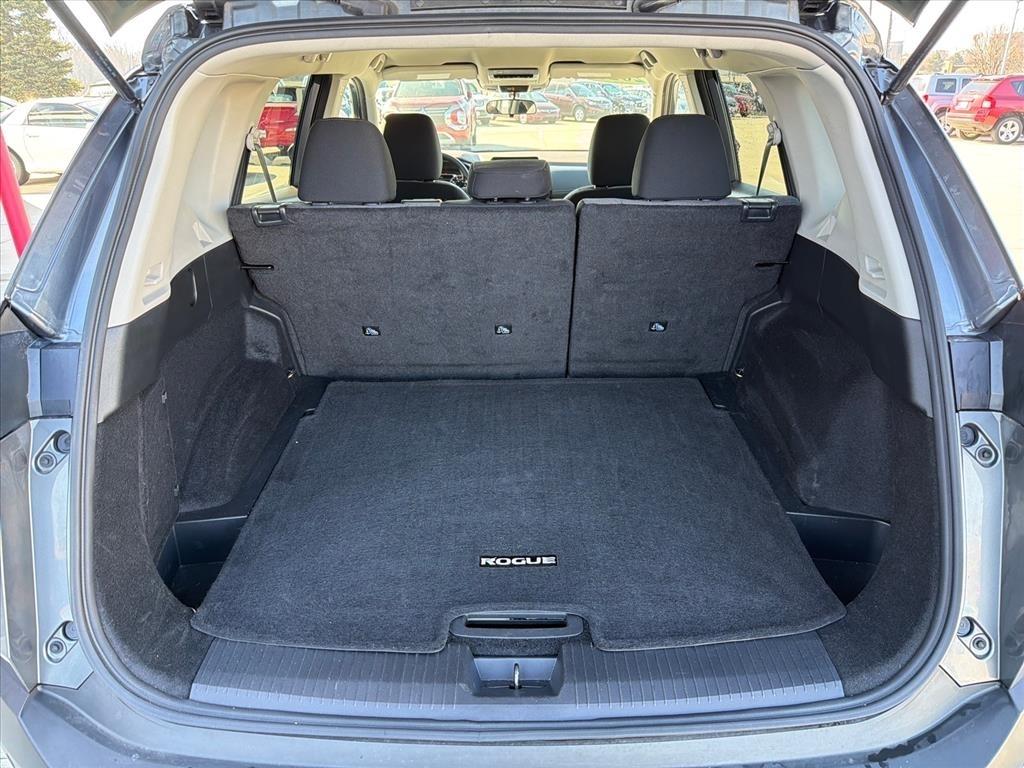 Nissan Rogue SV 2023