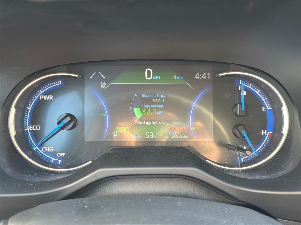 Toyota RAV4 Hybrid XLE 2025