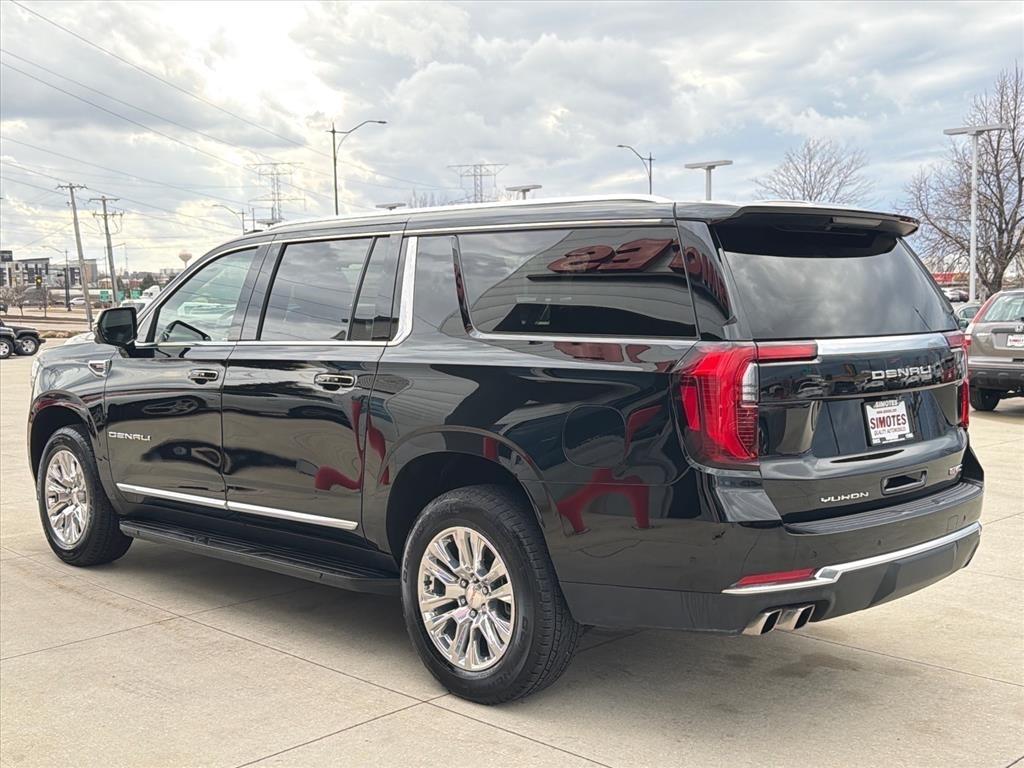 GMC Yukon XL Denali 4WD 2025
