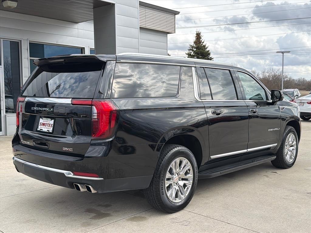 GMC Yukon XL Denali 4WD 2025