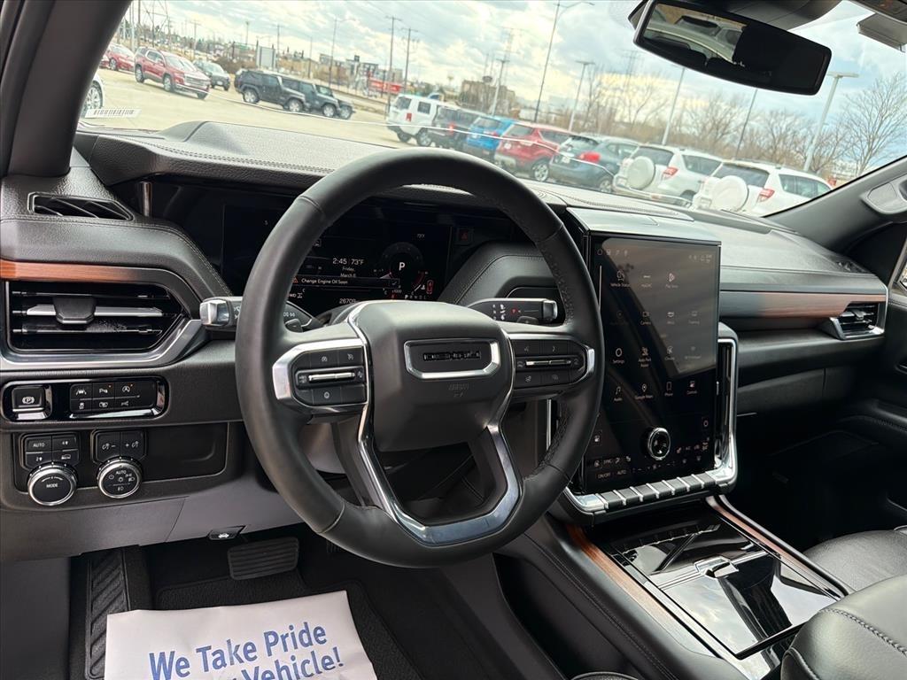 GMC Yukon XL Denali 4WD 2025