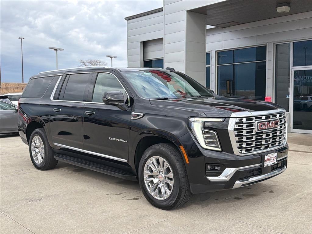 GMC Yukon XL Denali 4WD 2025