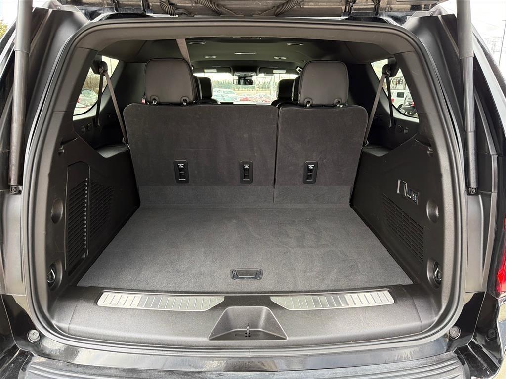 GMC Yukon XL Denali 4WD 2025