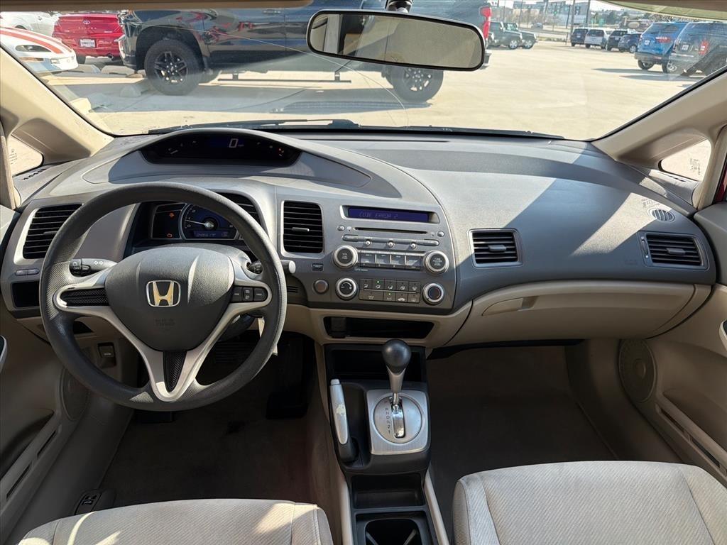 Honda Civic LX Sedan 5-Speed AT 2010