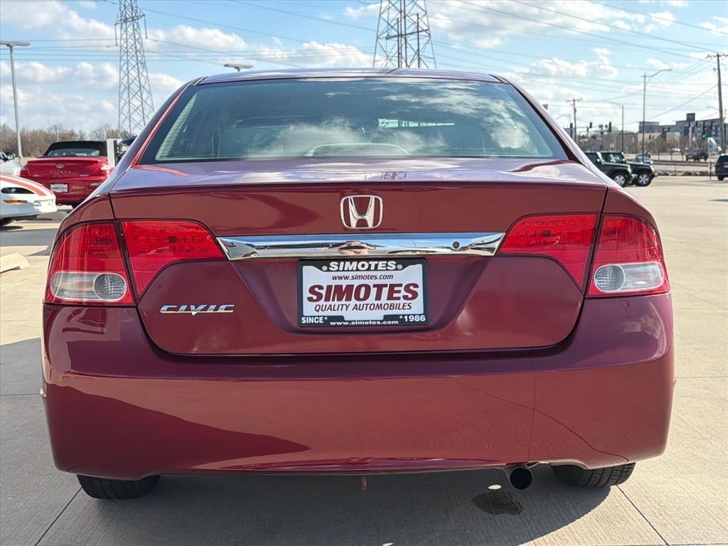 Honda Civic LX Sedan 5-Speed AT 2010
