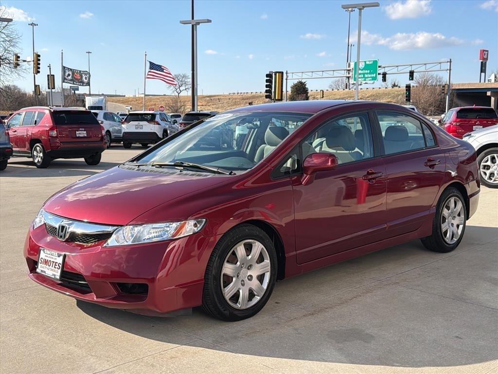 Honda Civic LX Sedan 5-Speed AT 2010