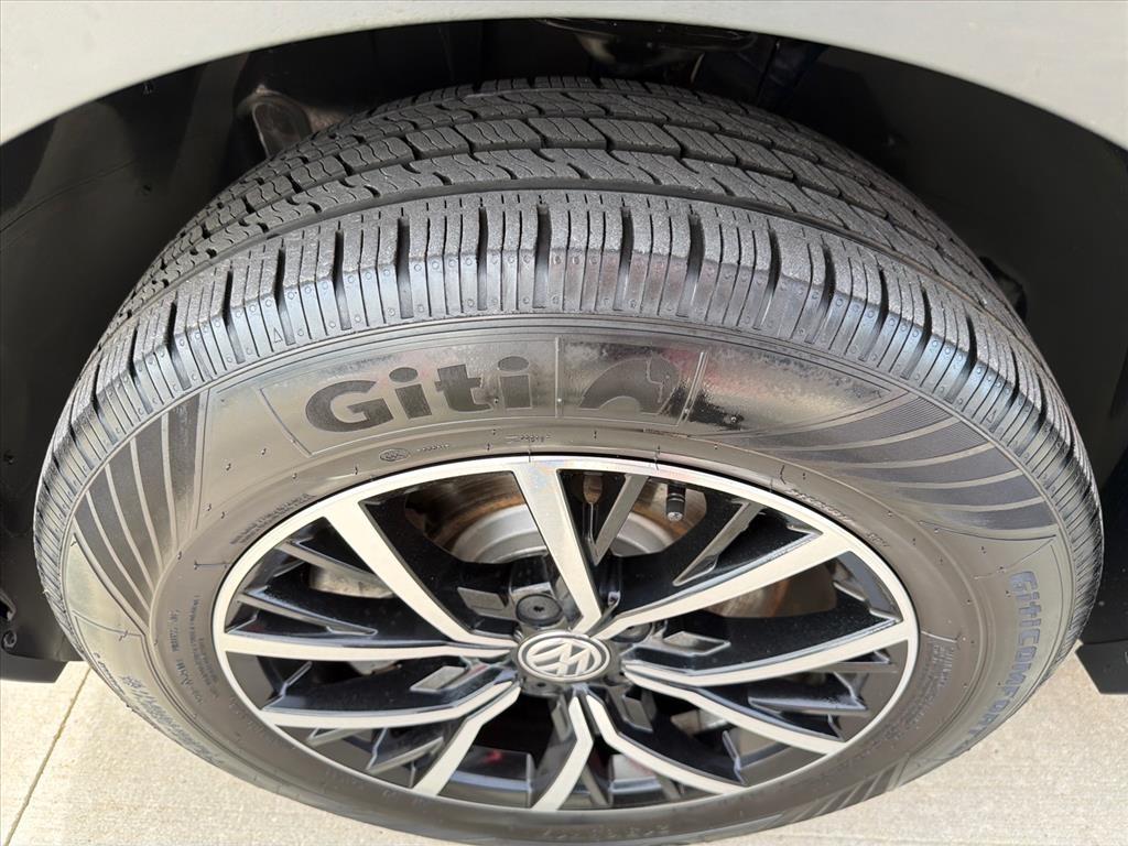 Volkswagen Tiguan SE 4Motion 2021