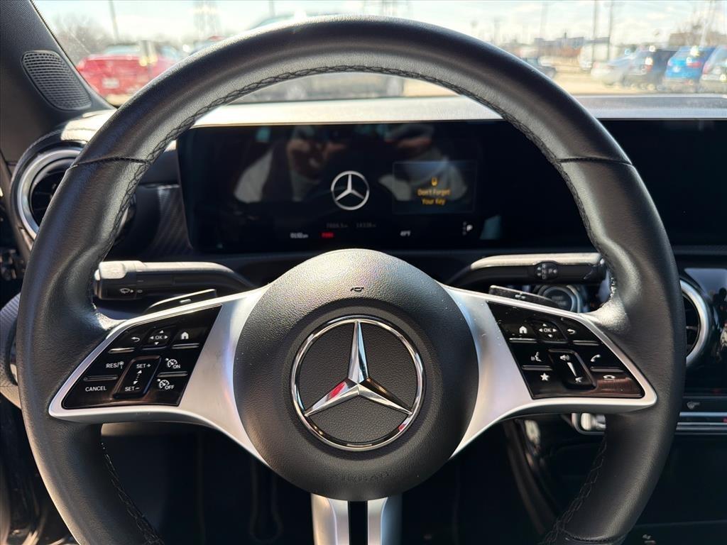 Mercedes-Benz CLA-Class CLA250 4MATIC 2025