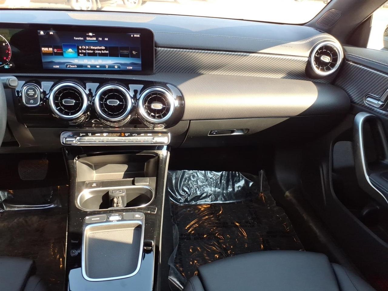 Mercedes-Benz CLA-Class CLA250 4MATIC 2025