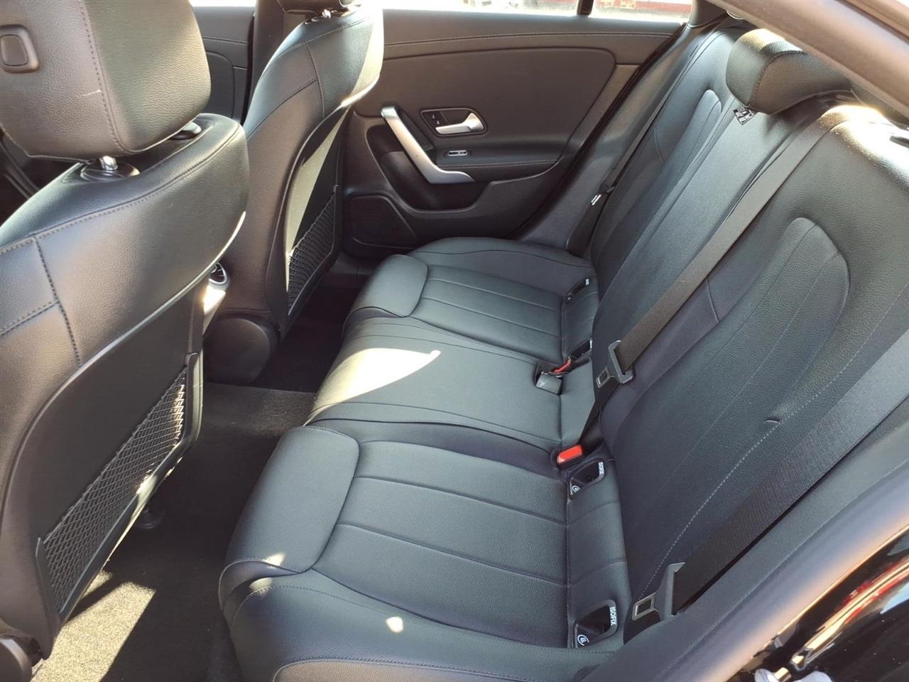Mercedes-Benz CLA-Class CLA250 4MATIC 2025