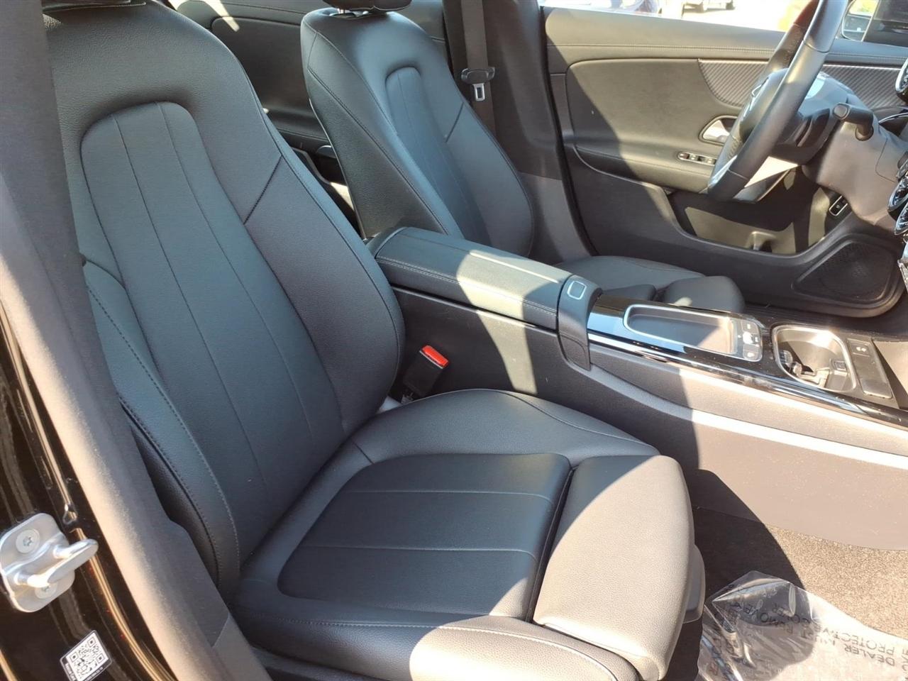 Mercedes-Benz CLA-Class CLA250 4MATIC 2025