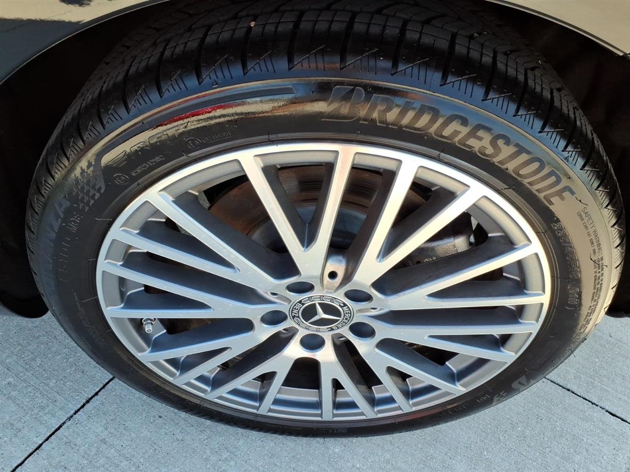 Mercedes-Benz CLA-Class CLA250 4MATIC 2025
