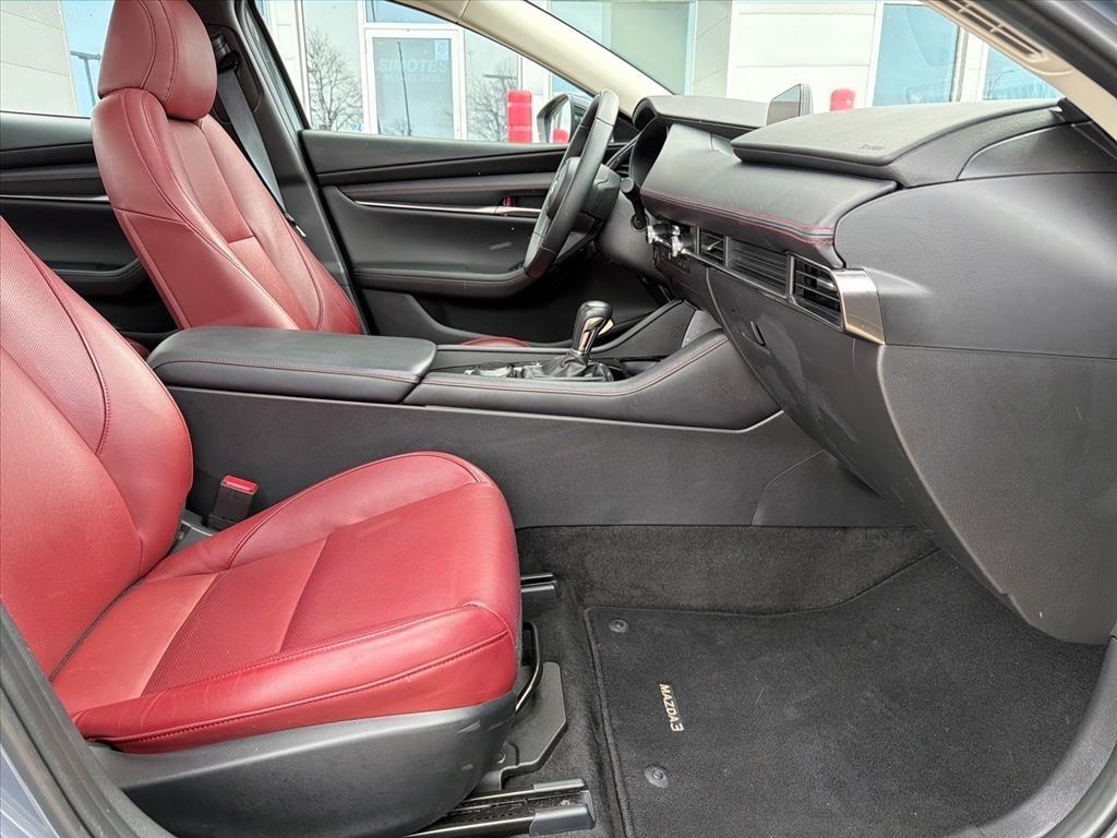 Mazda MAZDA3 2.5 S Preferred 2025