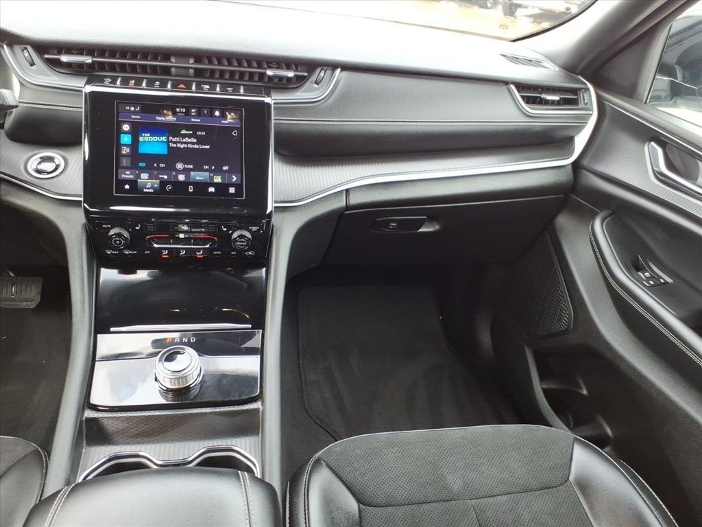 Jeep Grand Cherokee L Laredo 4WD 2024