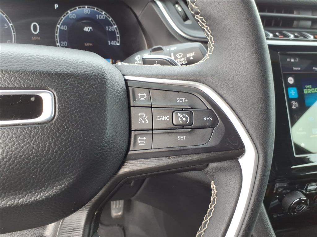 Jeep Grand Cherokee L Laredo 4WD 2024