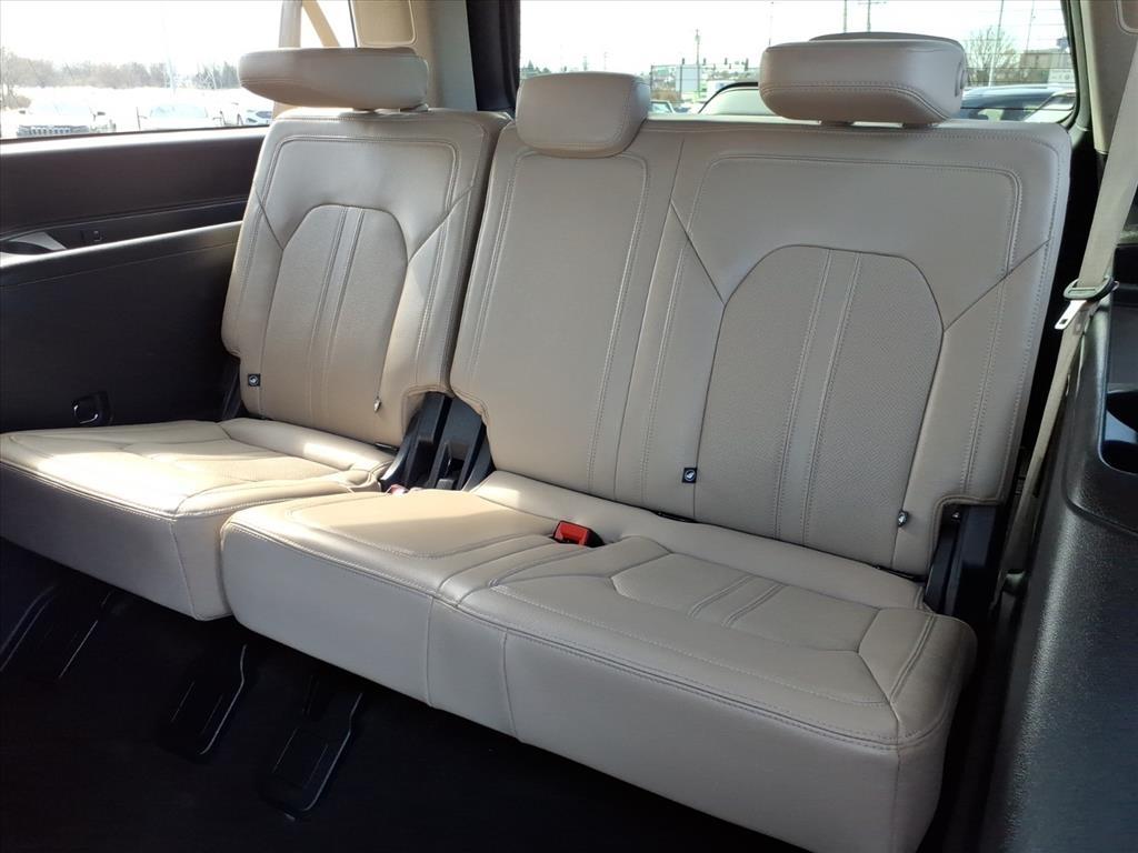 Ford Expedition MAX Limited 4WD 2023
