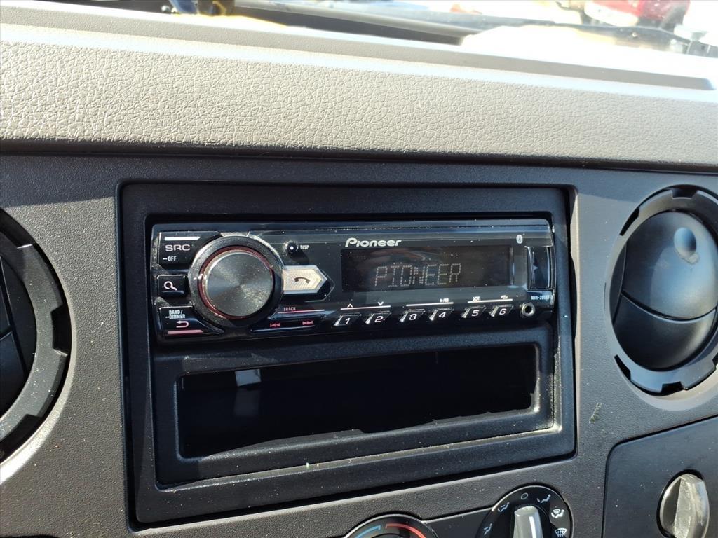 Ford F-350 SD XL Crew Cab 4WD 2010