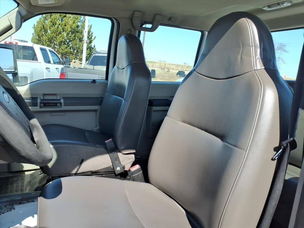 Ford F-350 SD XL Crew Cab 4WD 2010