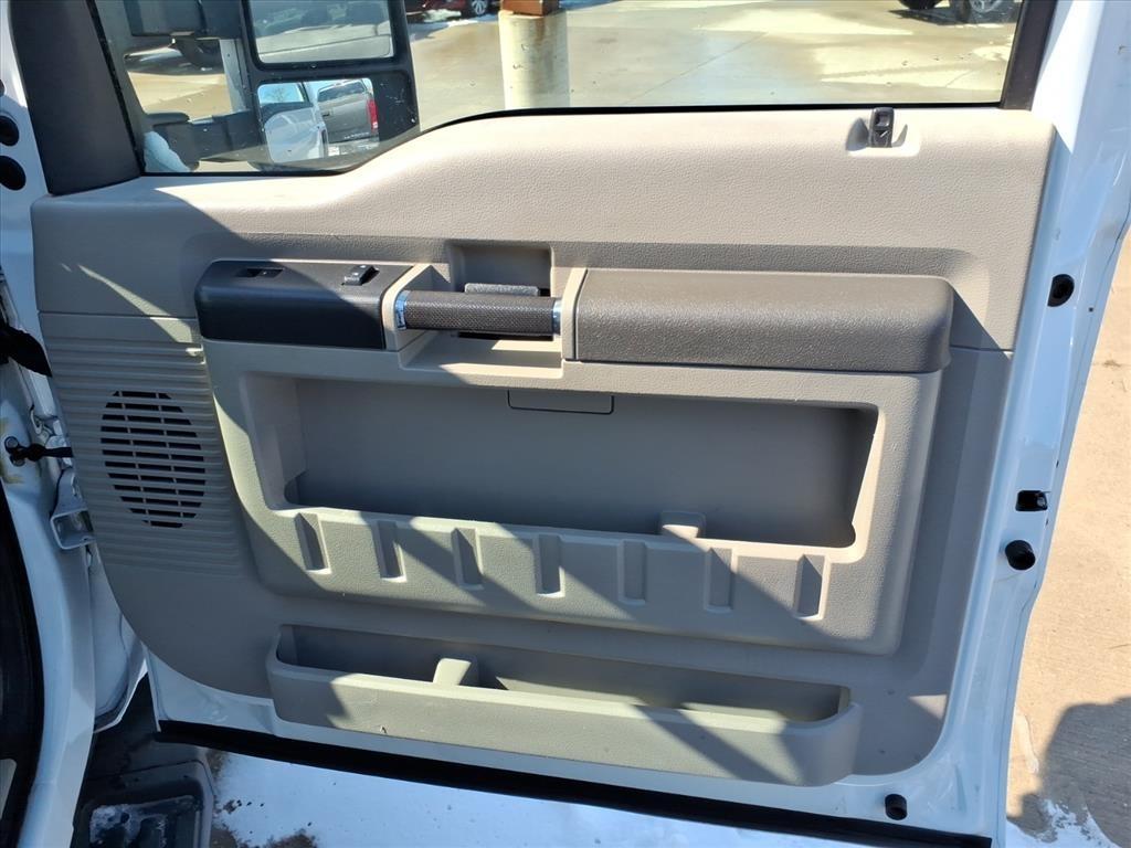 Ford F-350 SD XL Crew Cab 4WD 2010