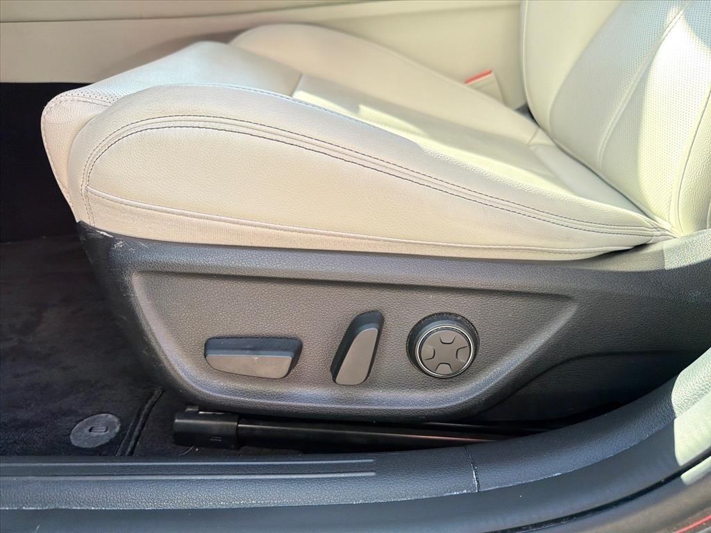 Genesis G70 2.5T 2025