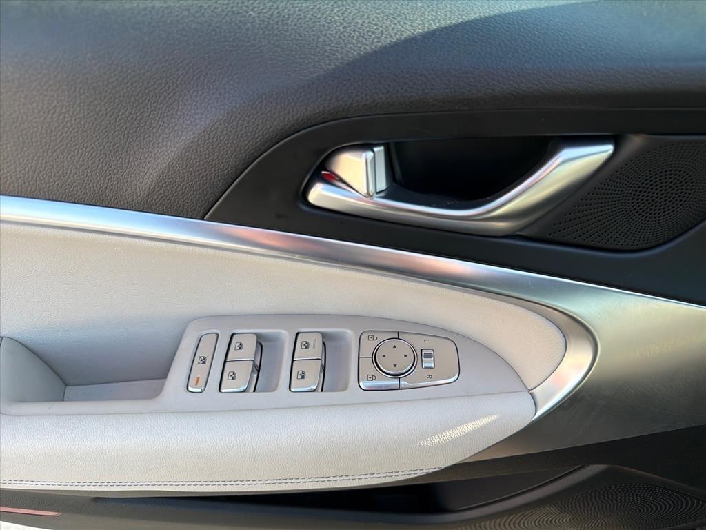 Genesis G70 2.5T 2025