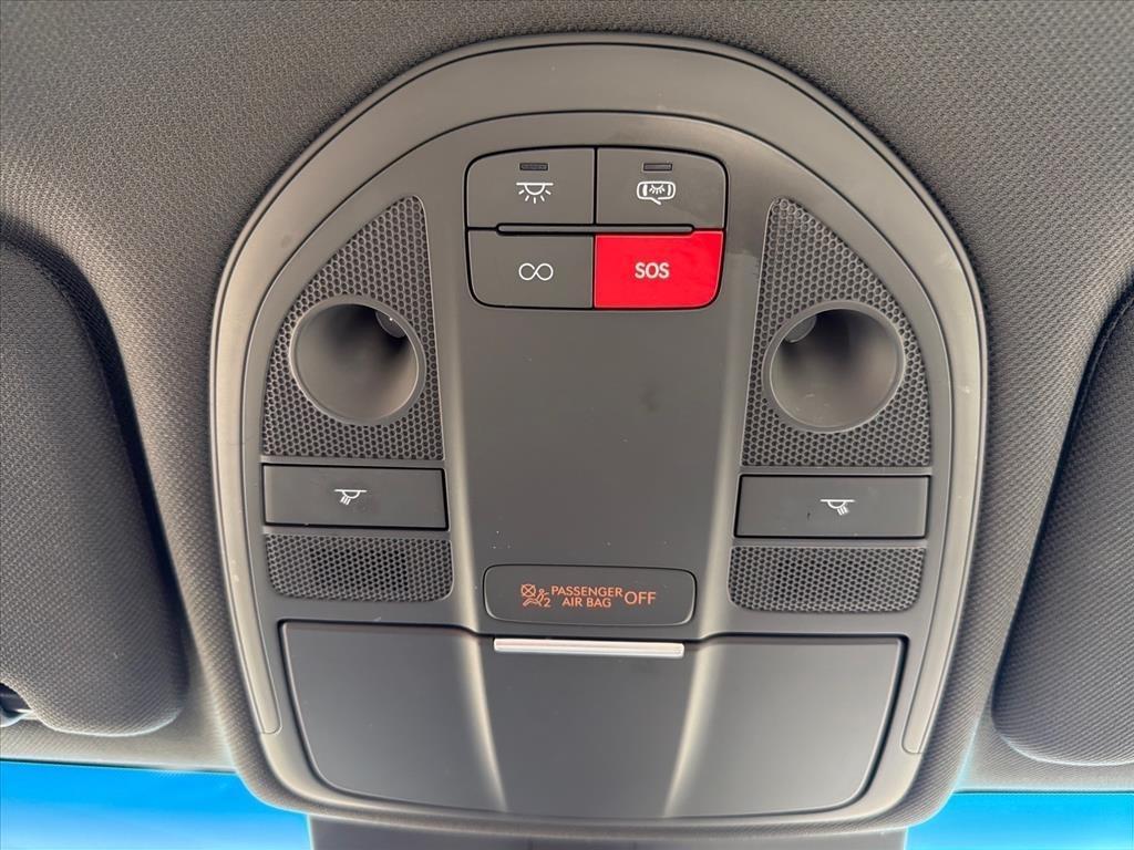 Genesis G70 2.5T 2025