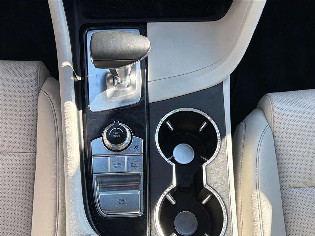 Genesis G70 2.5T 2025