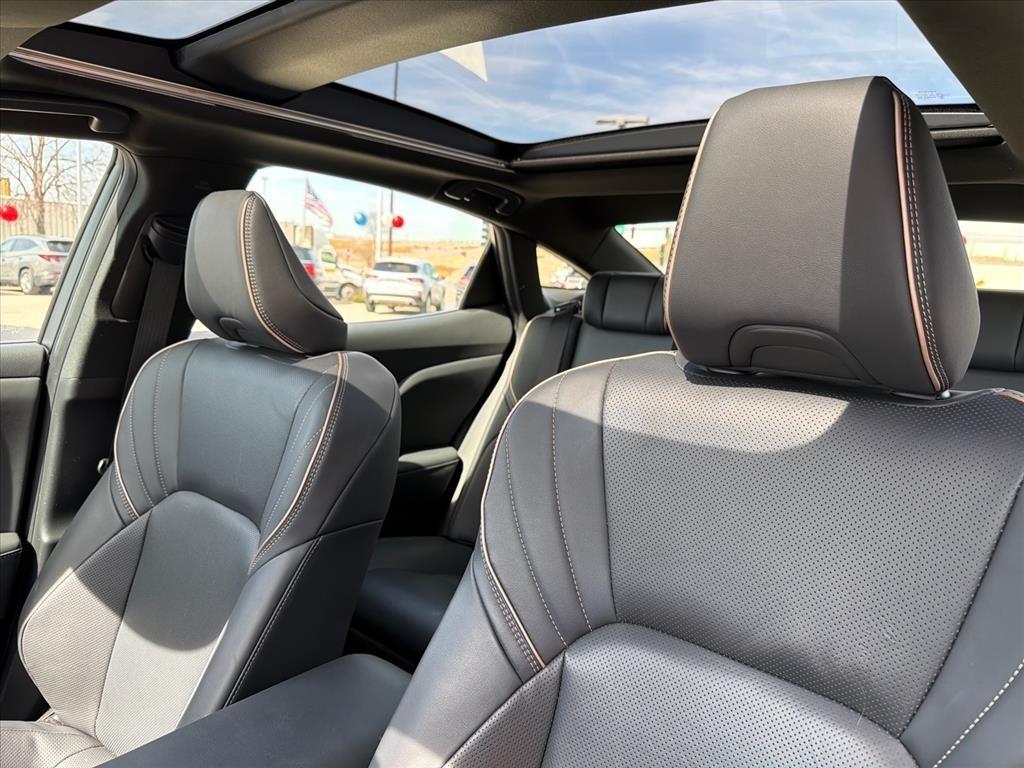 Toyota Crown Limited 2024