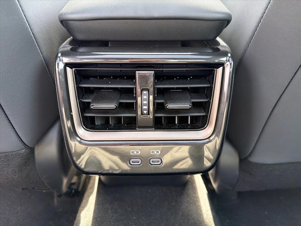 Toyota Crown Limited 2024