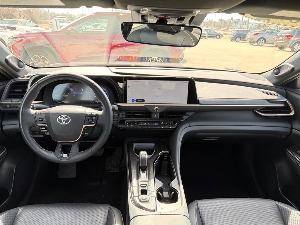 Toyota Crown Limited 2024