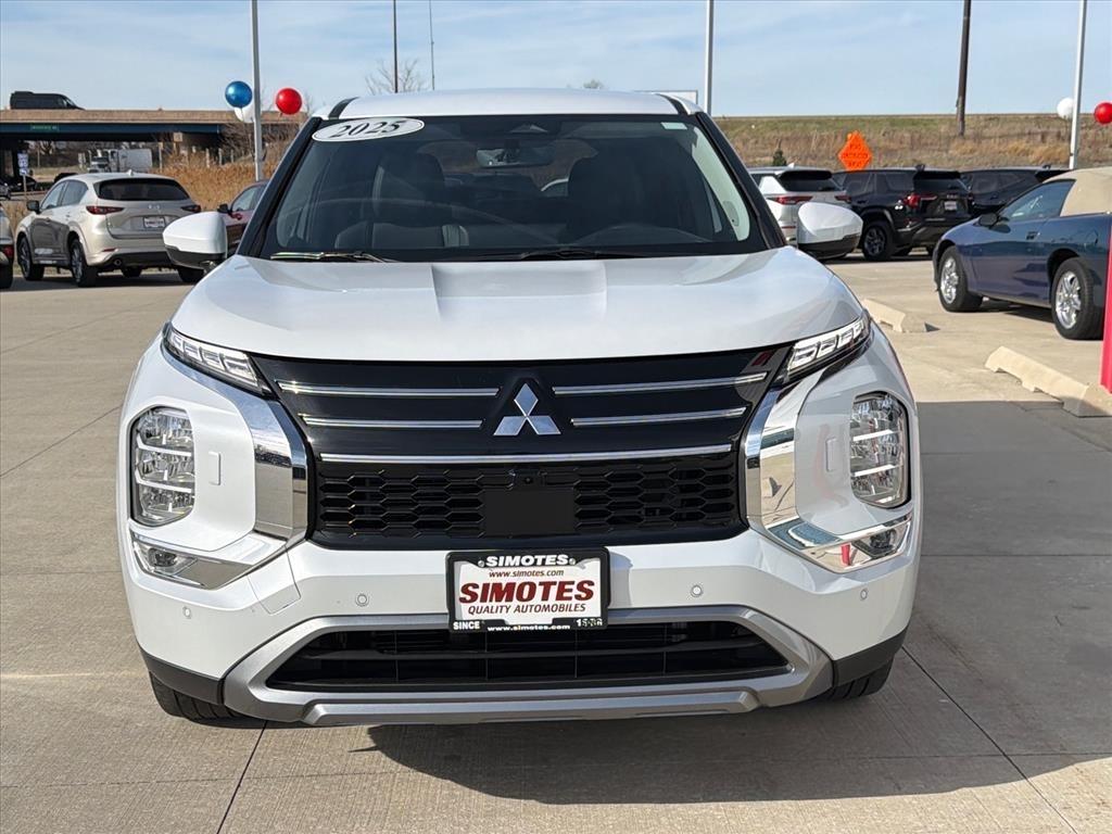 Mitsubishi Outlander SE 4WD 2025